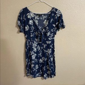 Kendall and Kylie dress